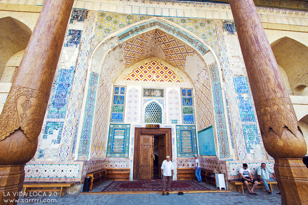 Bukhara Uzbekistan Bolo Hauz | La Vida Loca 2.0 Matkablogi | www.sarrrri.com